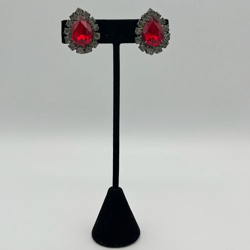 Vintage 1960s Ruby & Onyx Rhinestone Demi-Parure | Juliana Style Tiered Necklace
